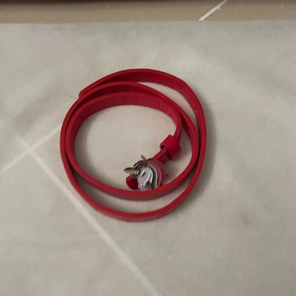 Girls‎ belt